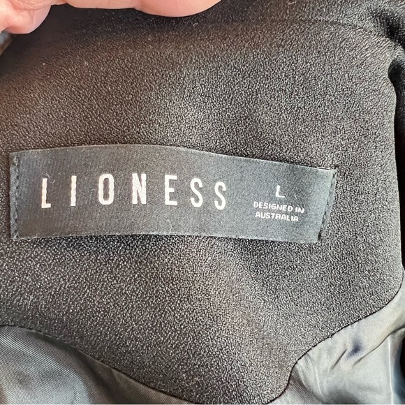 NWOT Lioness Black Double-Breasted Blazer - Picture 5 of 6
